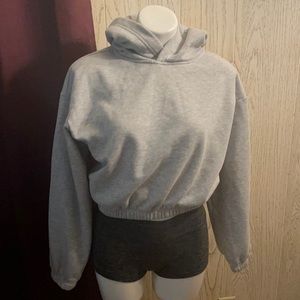 REFUGE crop hoodie sweatshirt ❤️